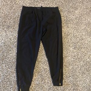 Albion Fit jetsetters joggers